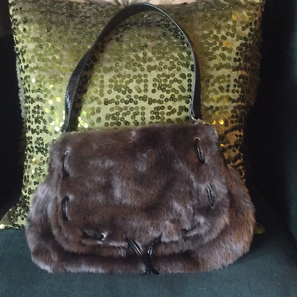 👛City Streets👛 Handbag - Picture 3 of 4